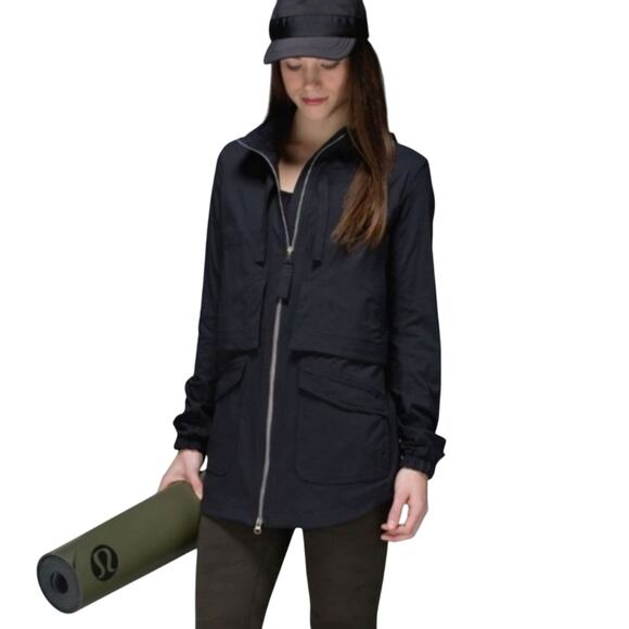 Lululemon Yogi Anorak Jacket Full Zip Hooded Sporty Black Activewear Size 4 - Picture 6 of 16